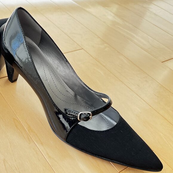 Tahari “Melanie” Black Maryjane heels $25 - Picture 1 of 5